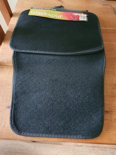 Universal black car - universal, mats